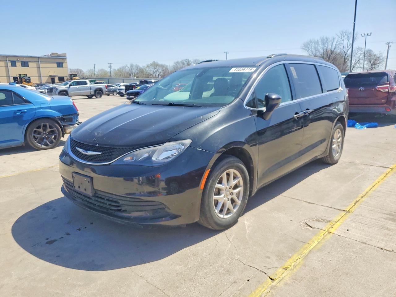 2020 Chrysler Voyager