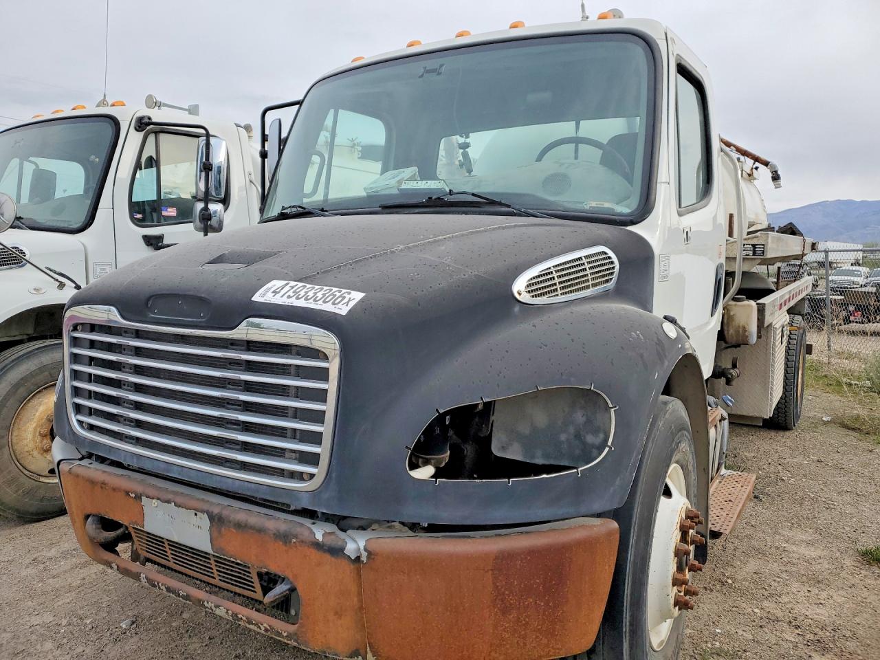2014 Freightliner M2 106