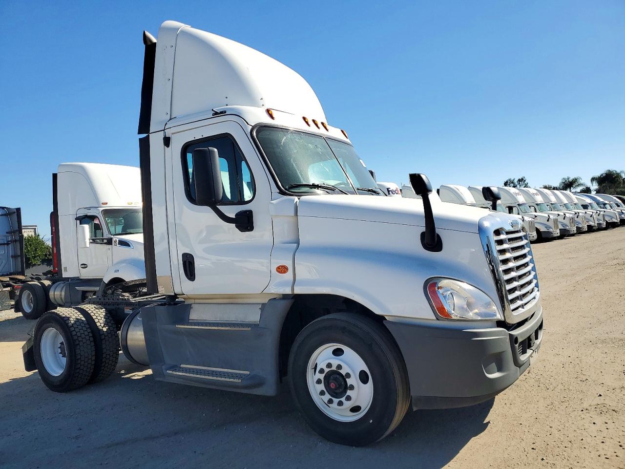2016 Freightliner Cascadia