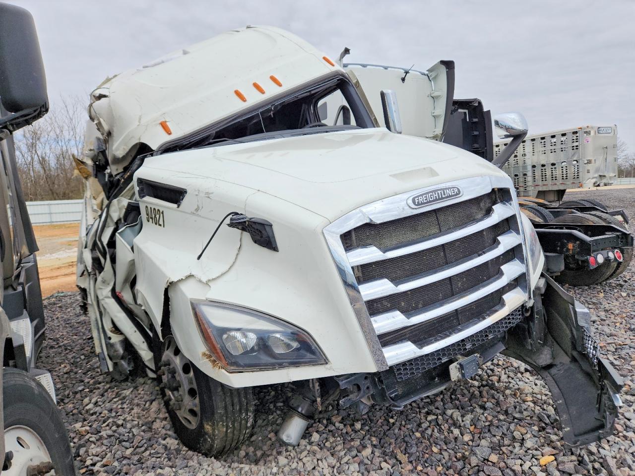 2023 Freightliner Cascadia 126