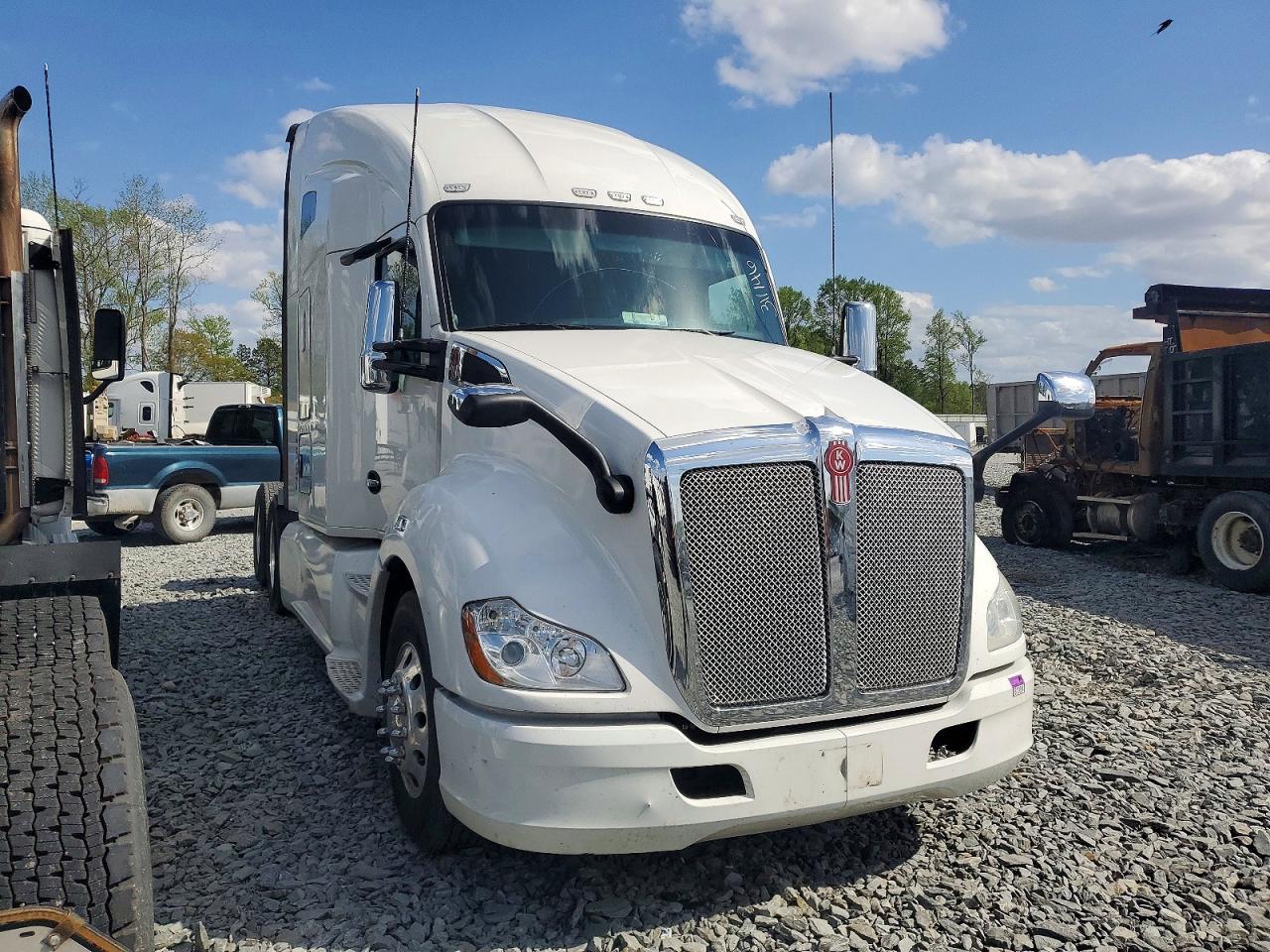 2020 Kenworth T680