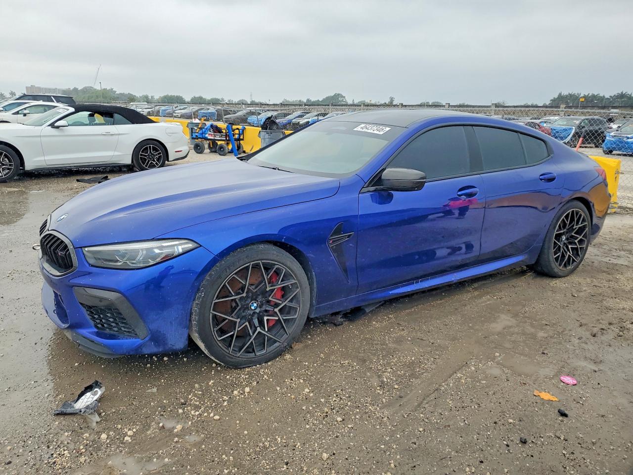 2022 BMW M8