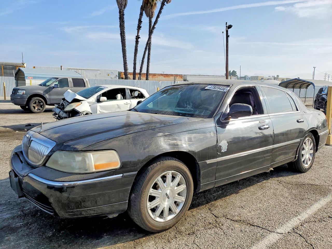 2011 Lincoln Town Car
