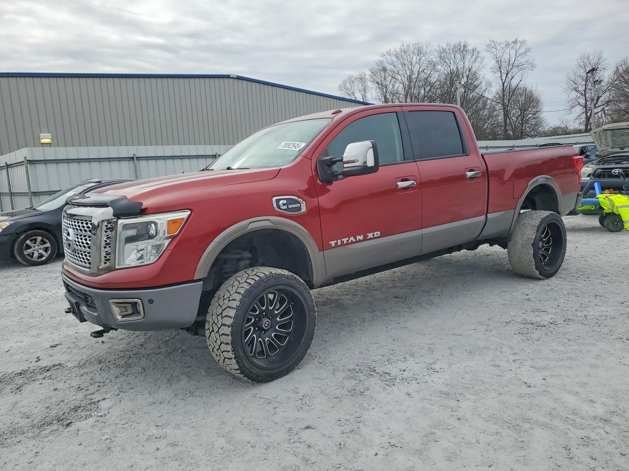 2017 Nissan Titan