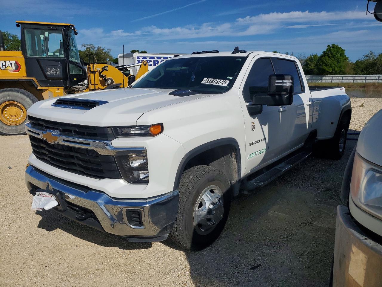 2024 Chevrolet Silverado 3500