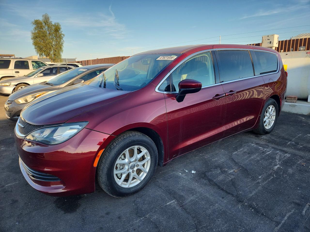 2020 Chrysler Voyager