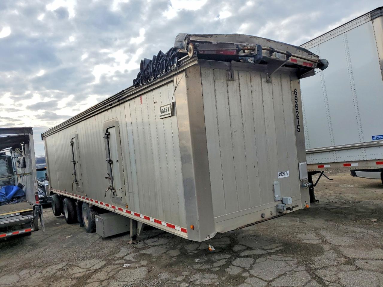 East Manufacturing Trailer