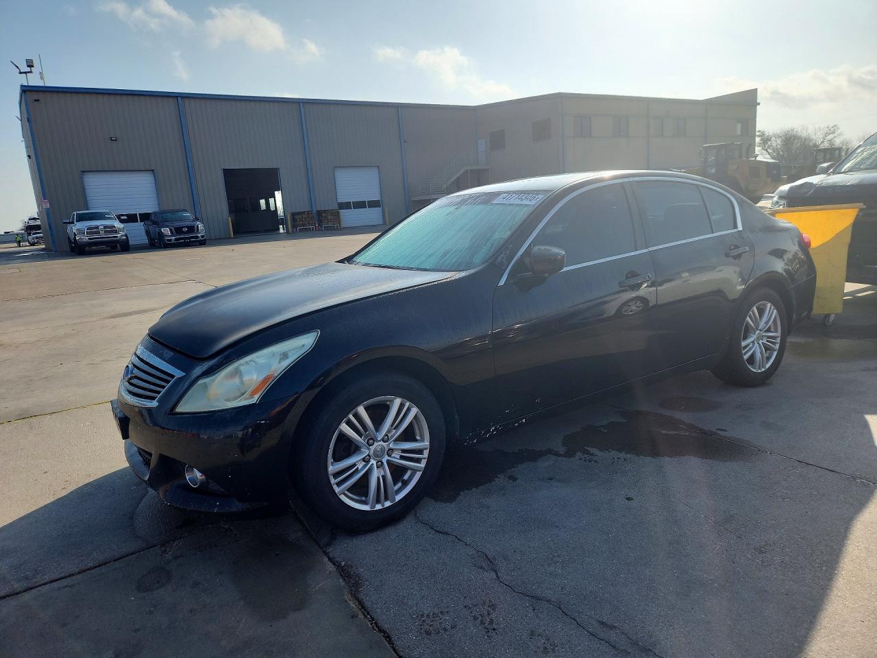 2011 Infiniti G25