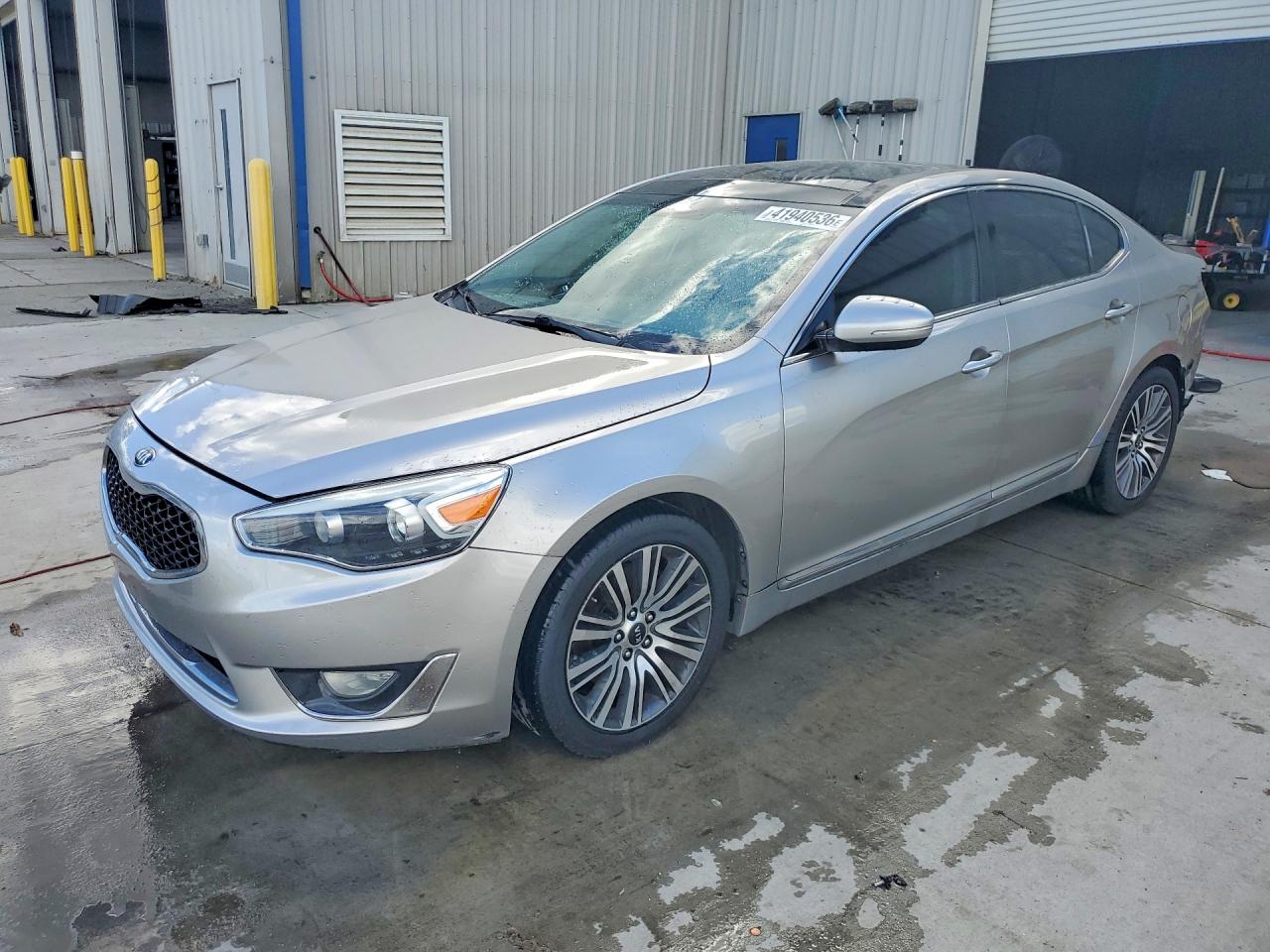 2014 Kia Cadenza