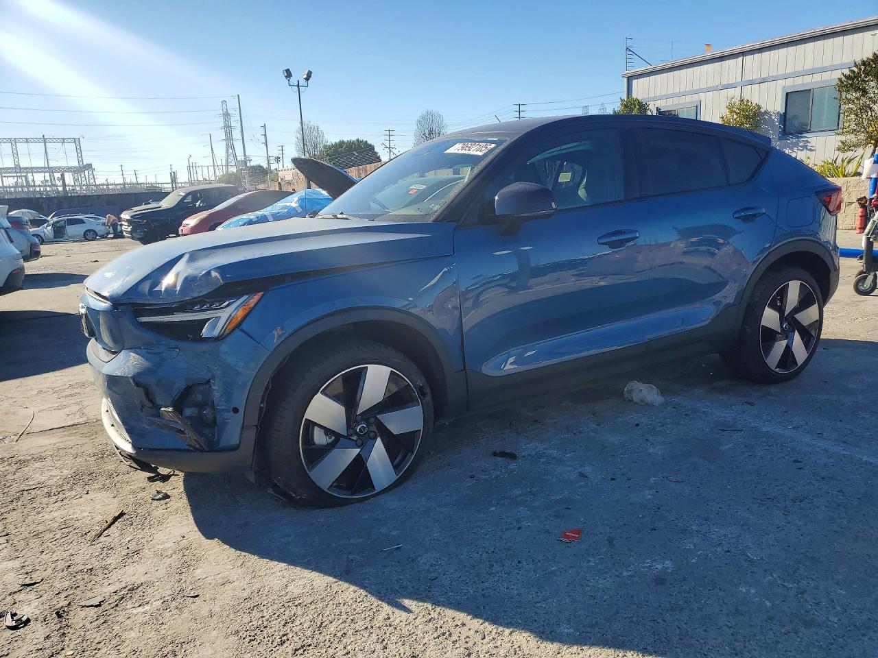2022 Volvo C40
