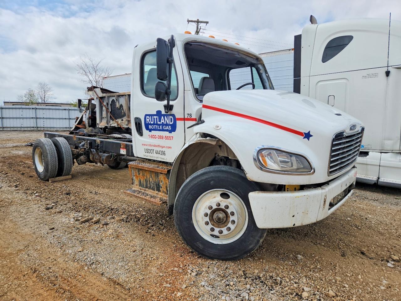 2021 Freightliner M2