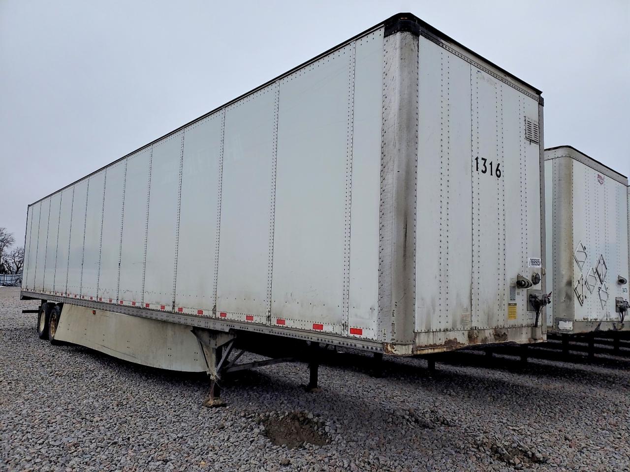 2013 Stoughton Trailers I
