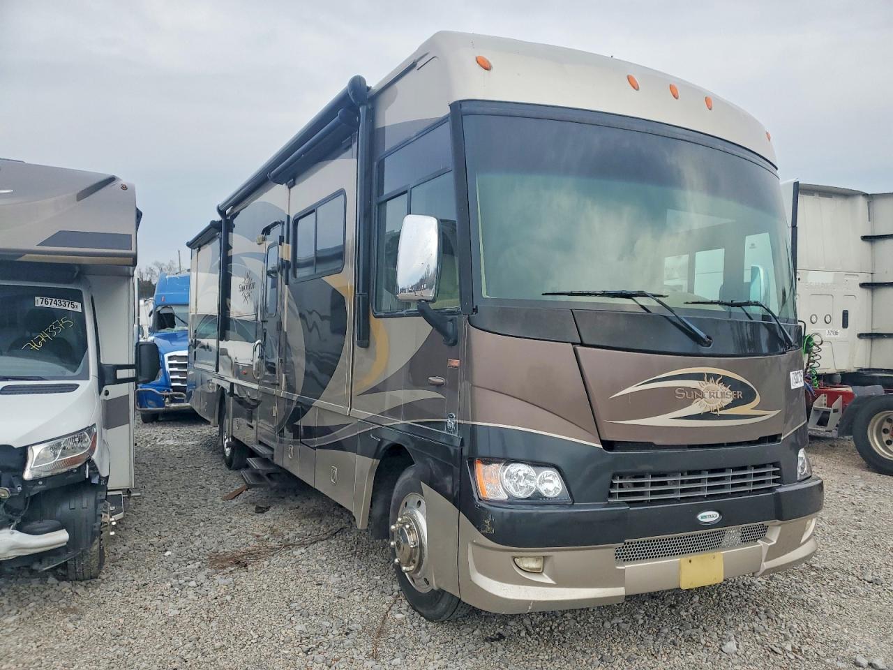 2011 Ford Suncruiser