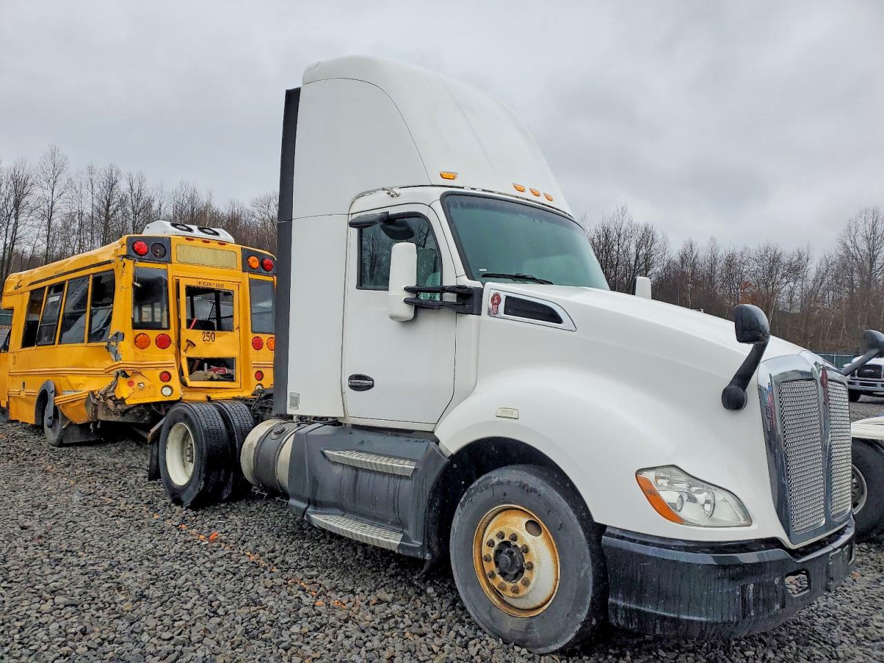 2016 Kenworth T680