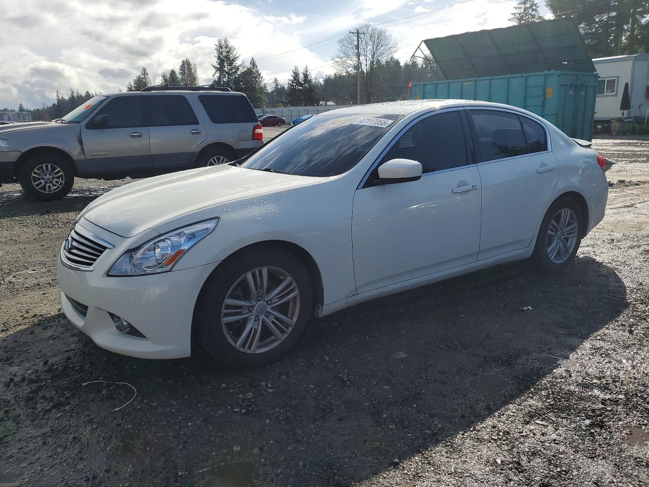 2012 Infiniti G37