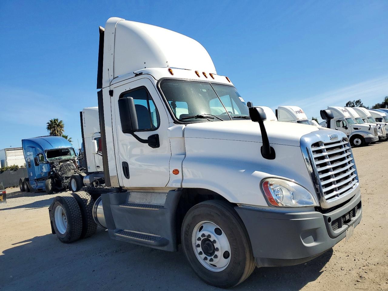 2016 Freightliner Cascadia 125