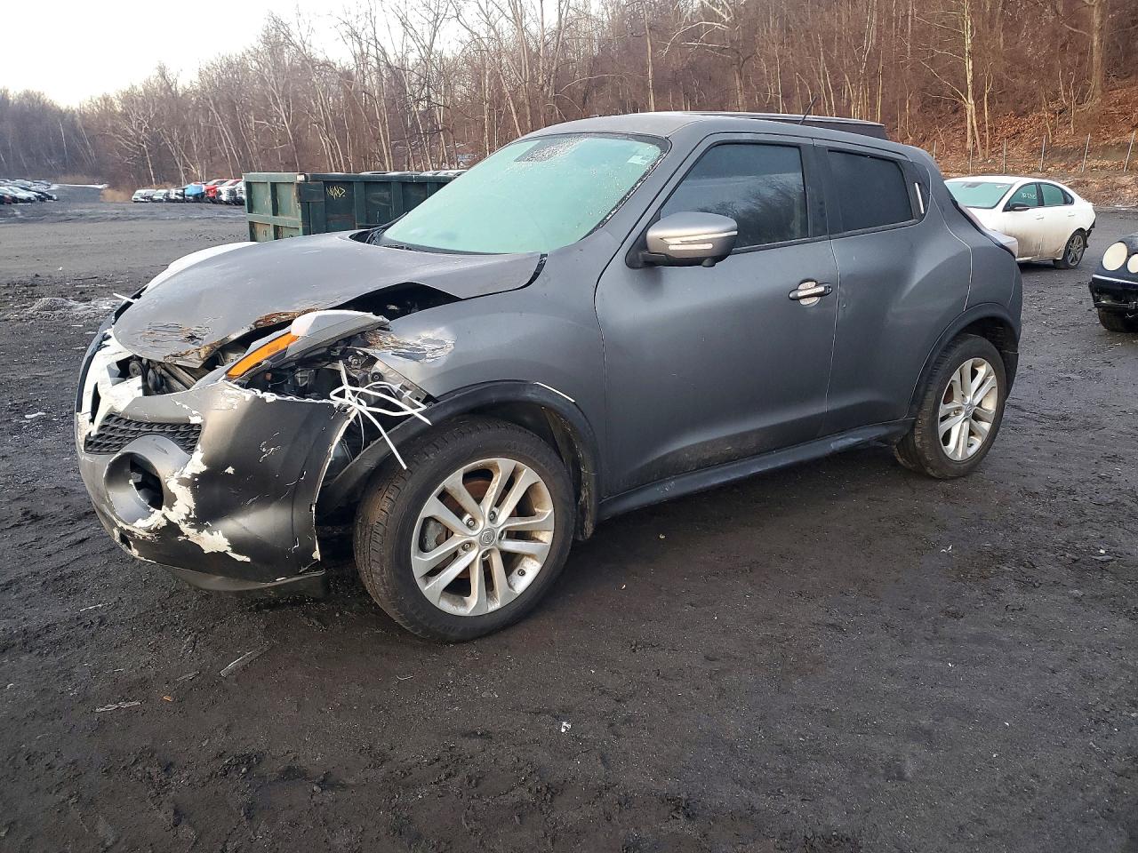 2016 NISSAN JUKE S