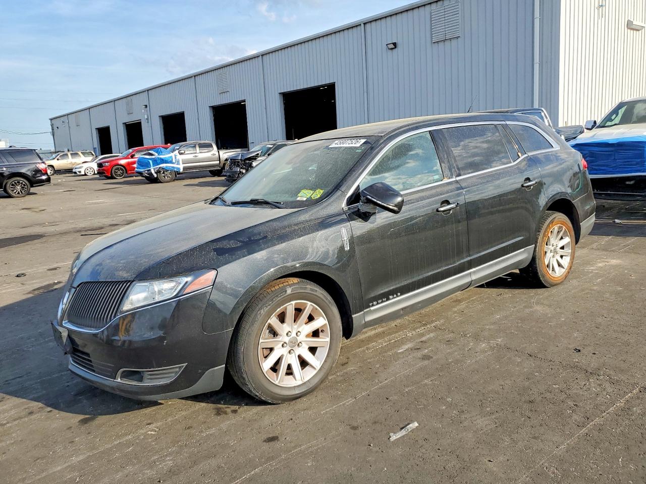 2015 Lincoln Townhouse Mkt