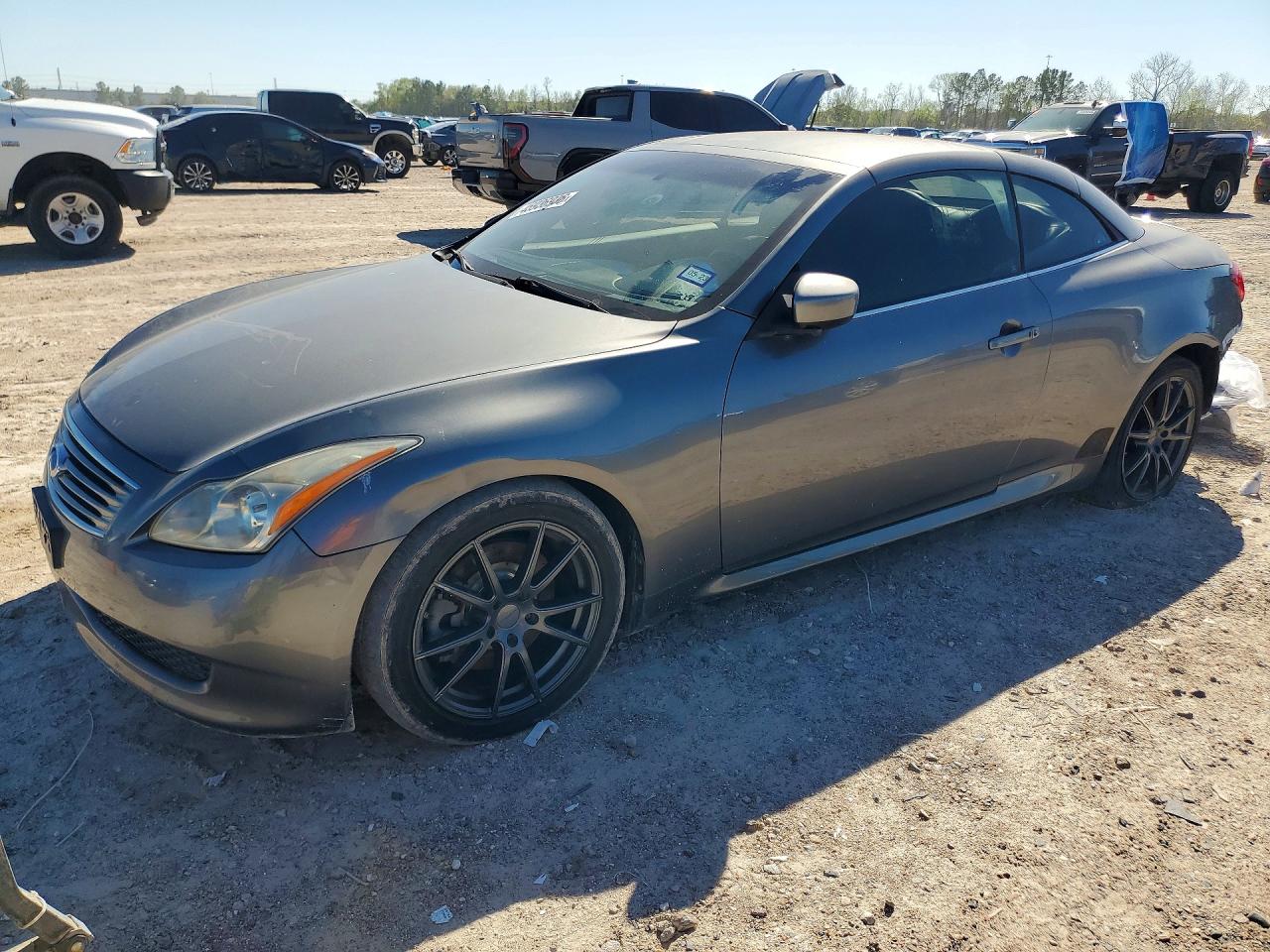 2010 Infiniti G37