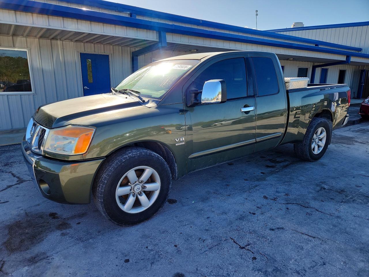 Nissan Titan