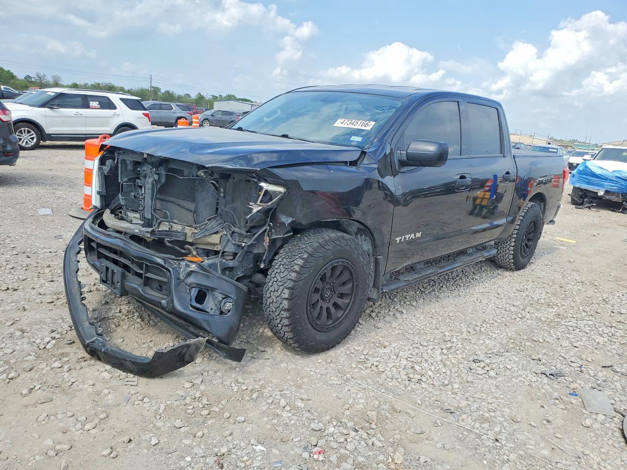 2017 Nissan Titan