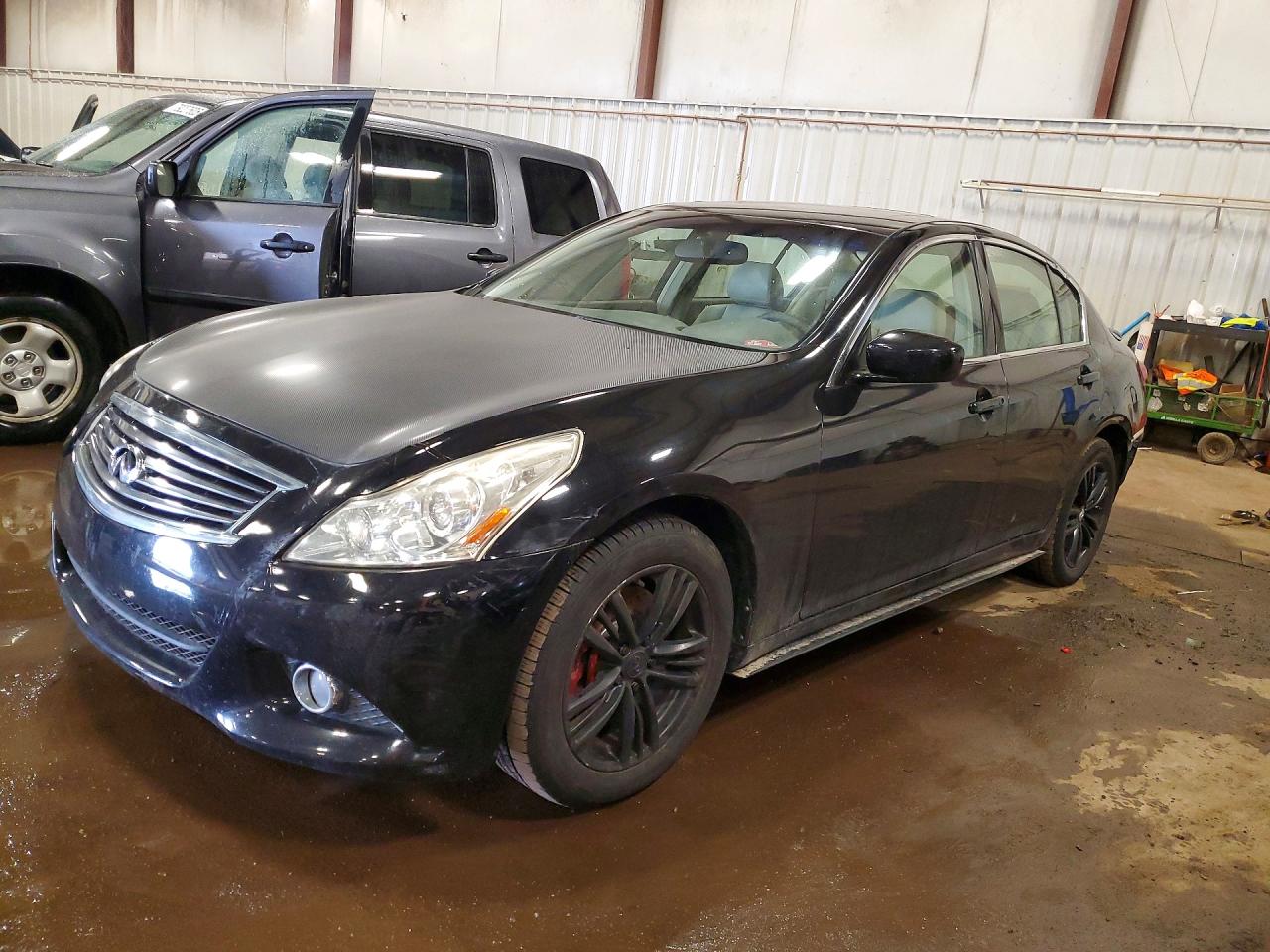 2012 Infiniti G25