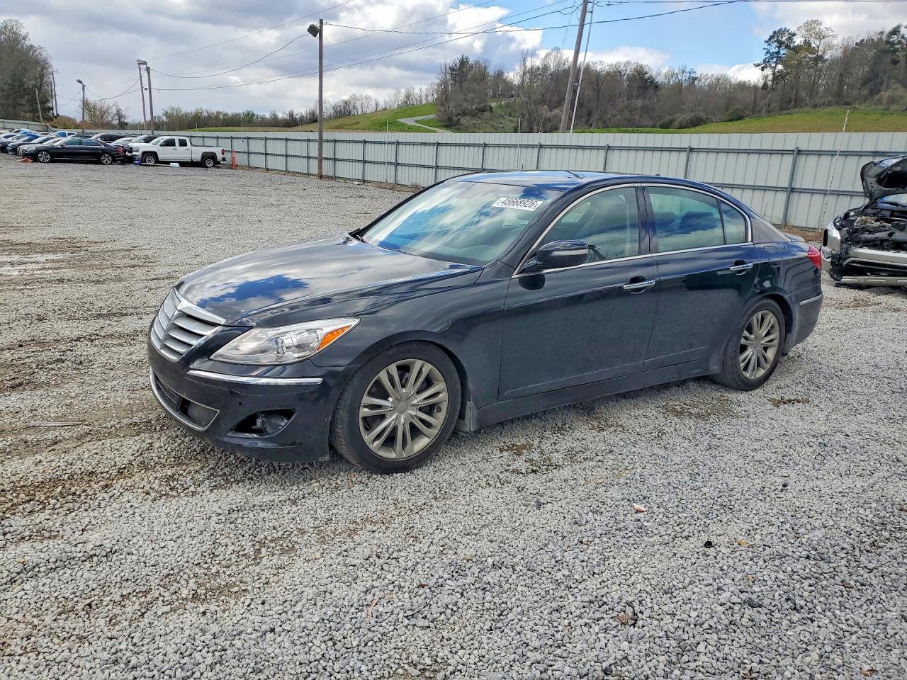 2013 Hyundai Genesis