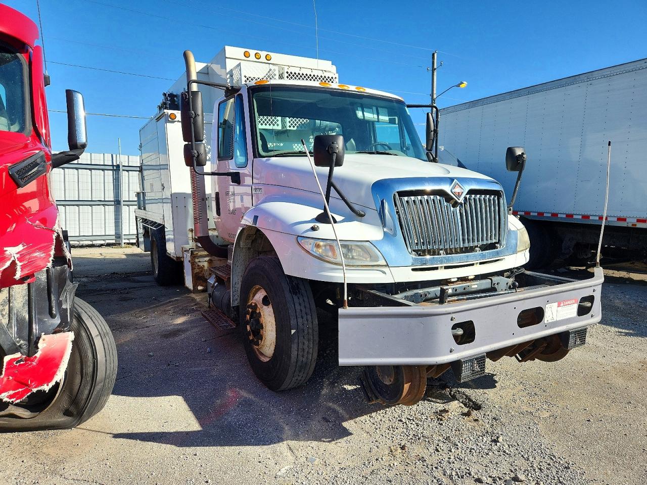 2015 International Ma025