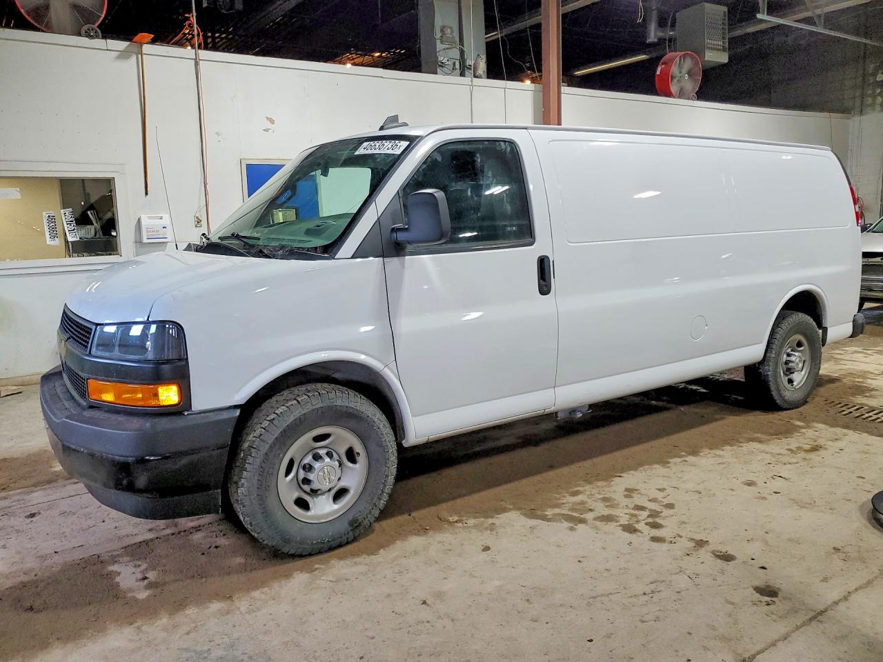 2023 Chevrolet Express 3500