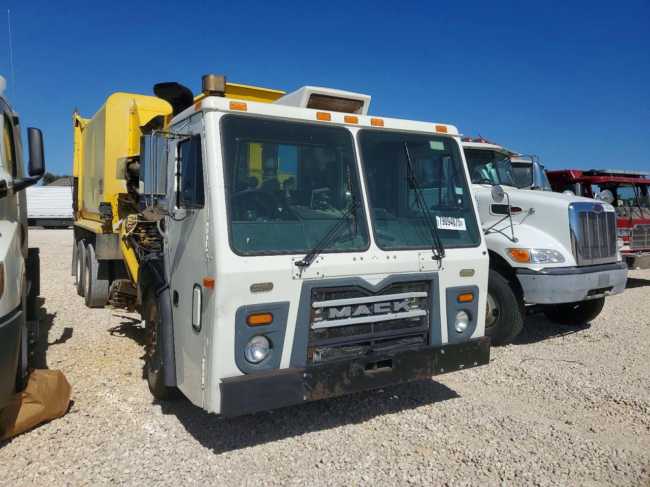 Mack Leu613