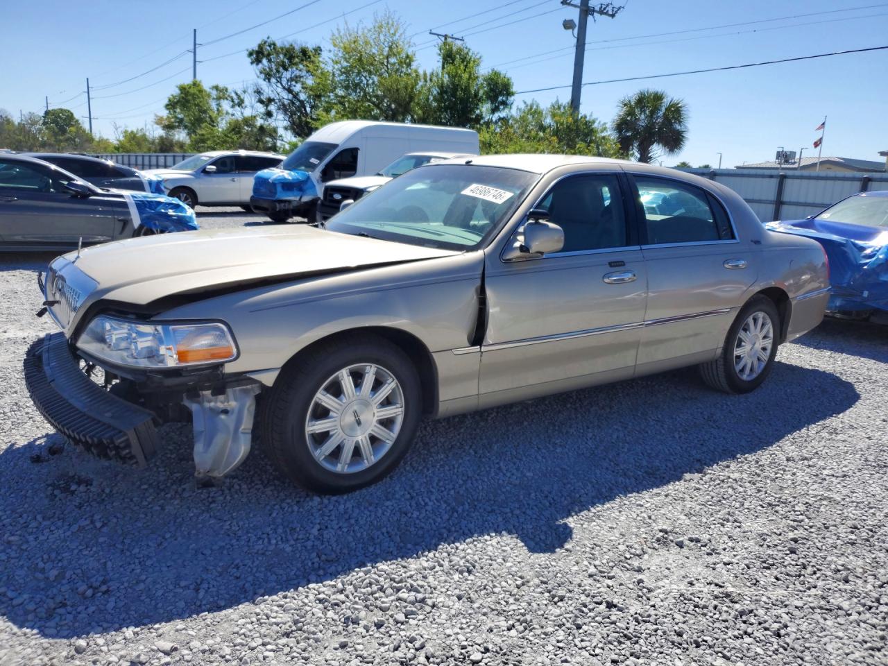2011 Lincoln Town Car