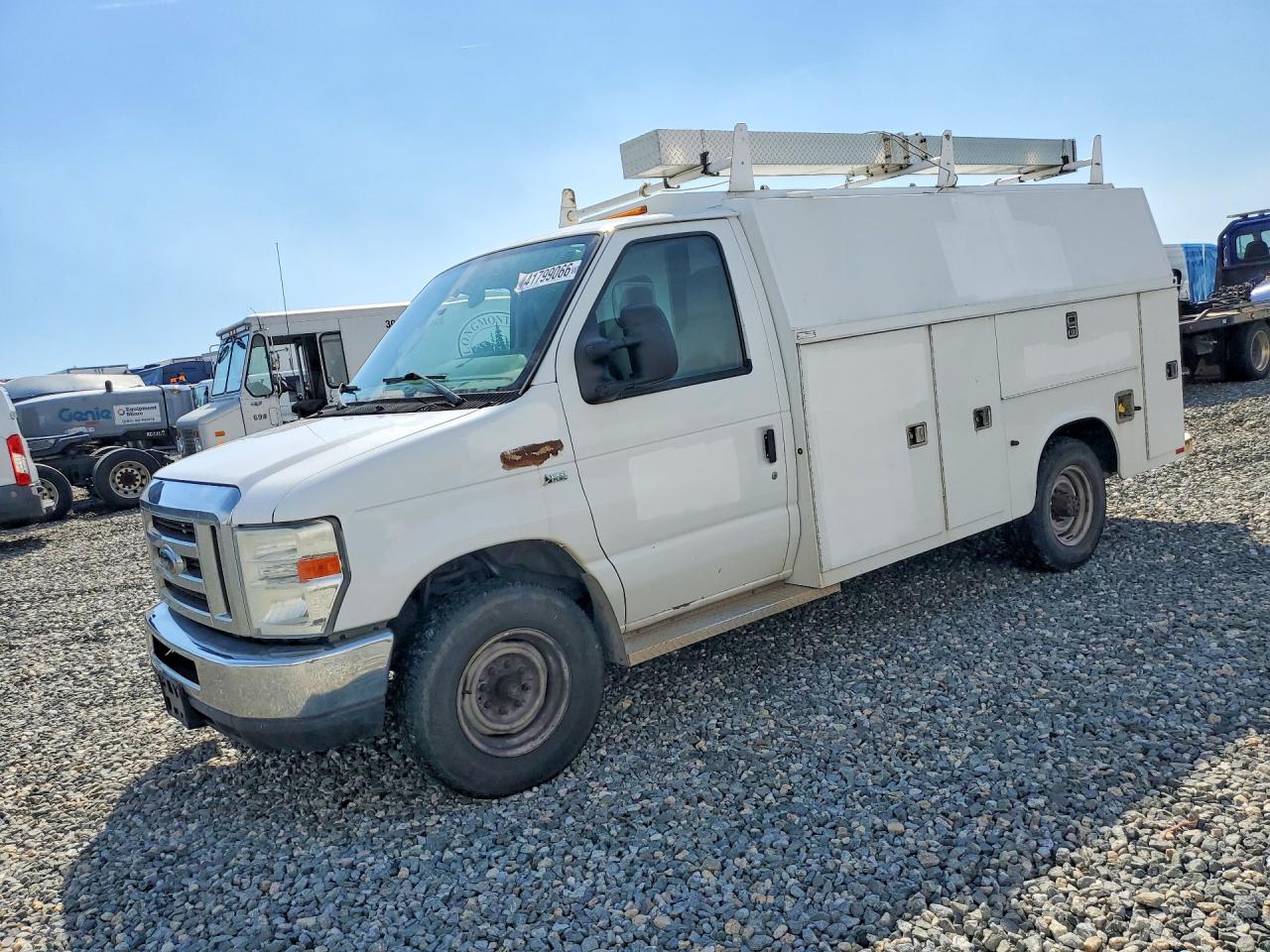 2012 Ford E-350