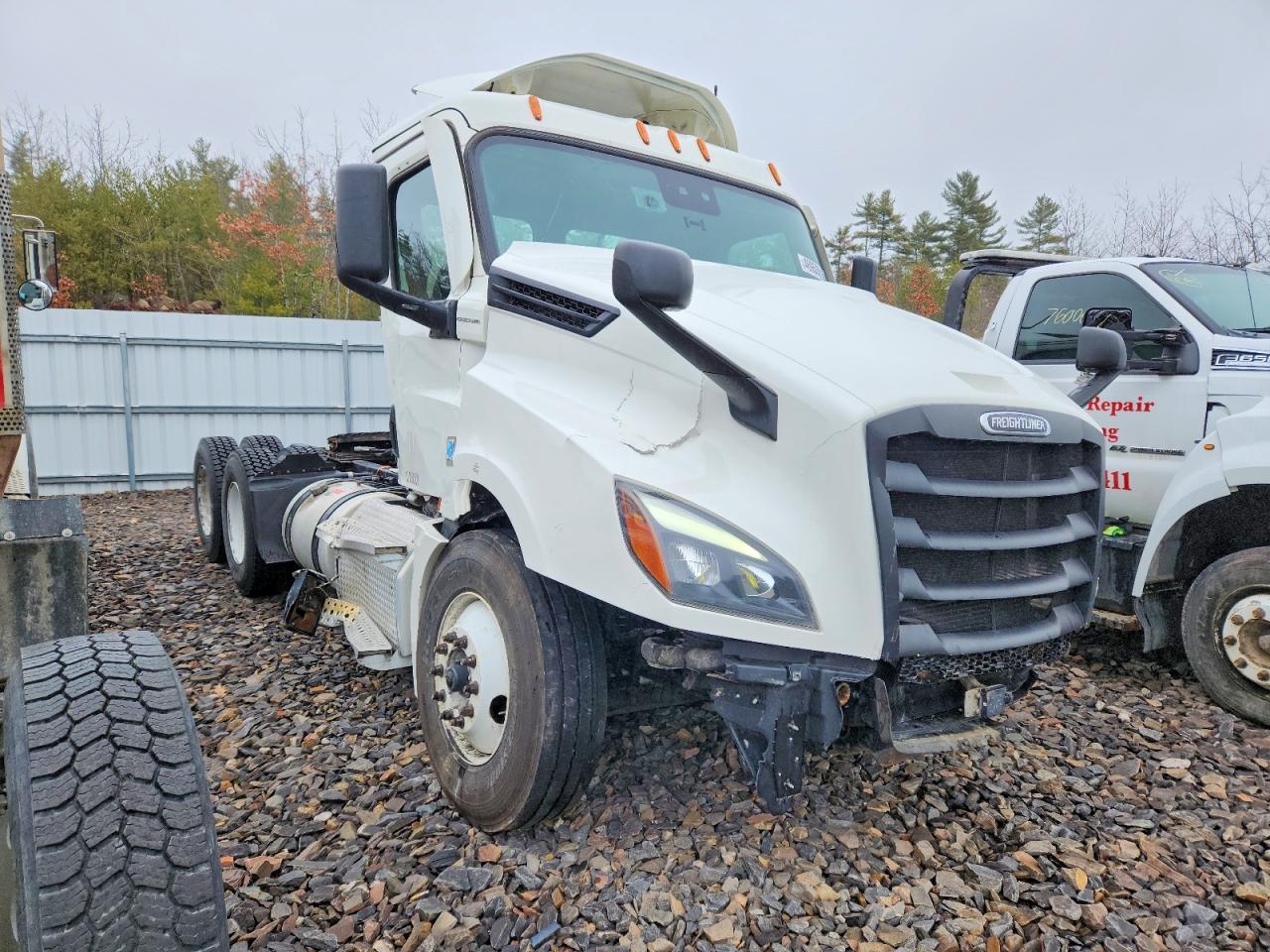 2022 Freightliner Cascadia 126