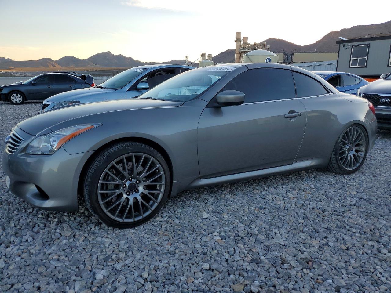 2009 Infiniti G37