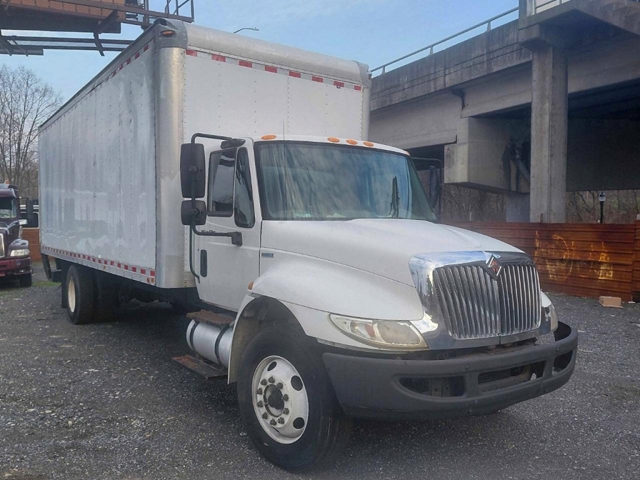 2011 International 4000-Series