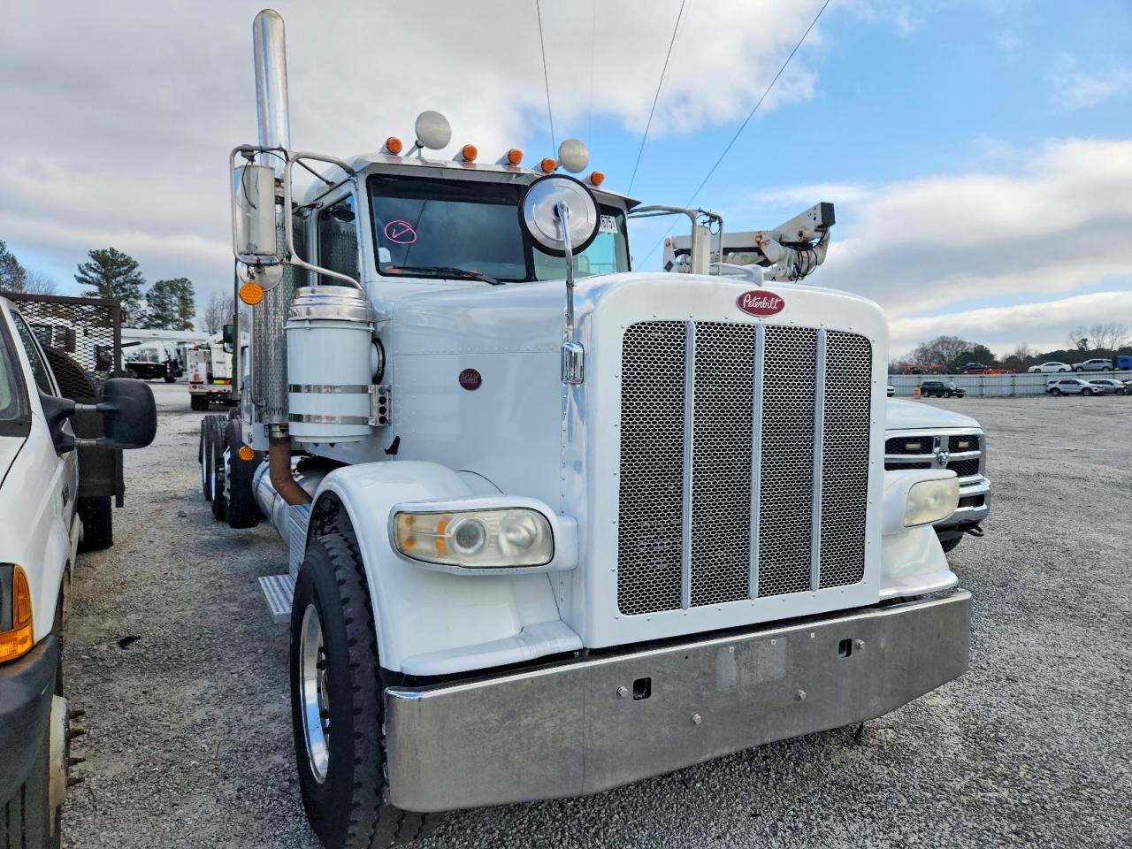 2009 Peterbilt 388