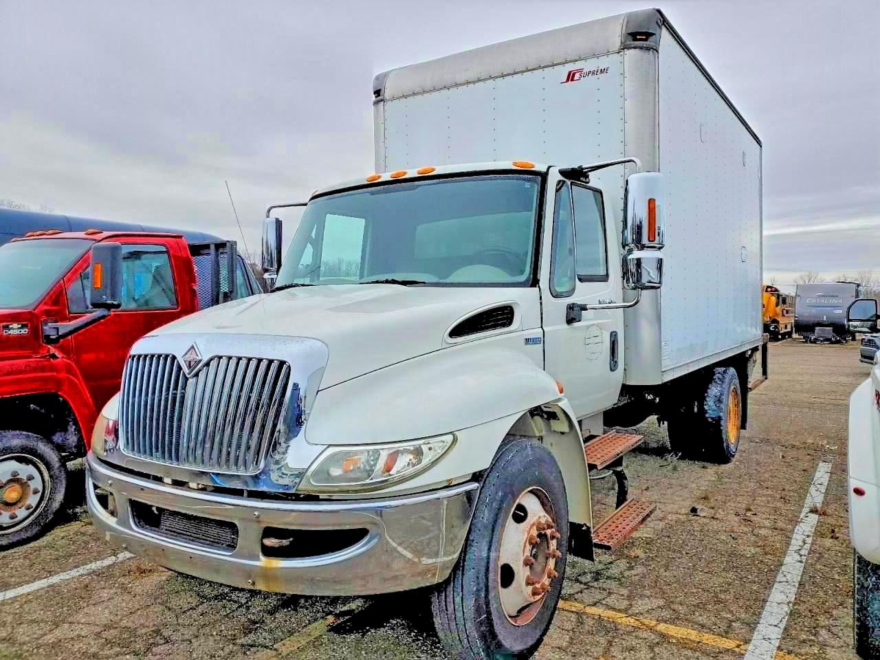 2008 International 4000-Series