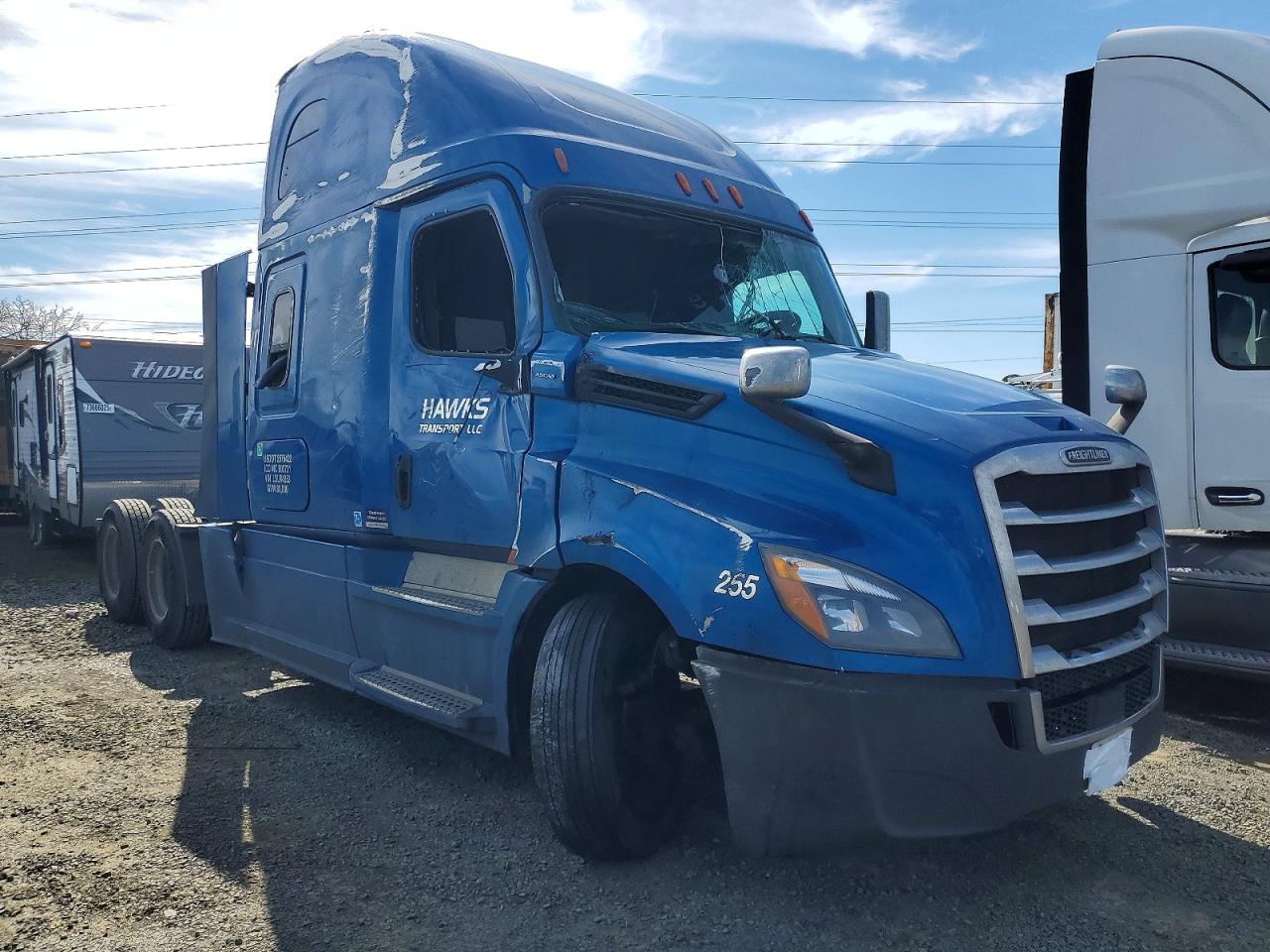 2020 Freightliner Cascadia 126