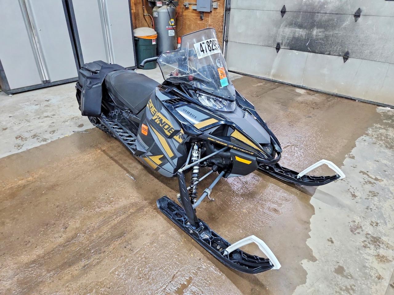 2021 Yamaha Sidewinder/snoscoot/srviper/sr