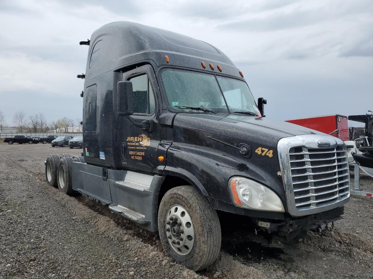 2016 Freightliner Cascadia 1