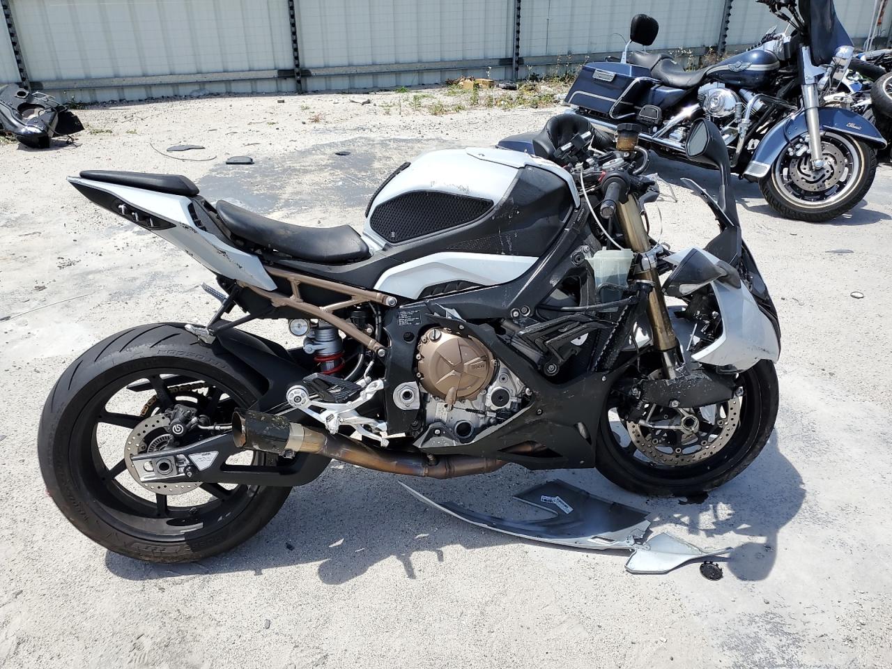 BMW S 1000