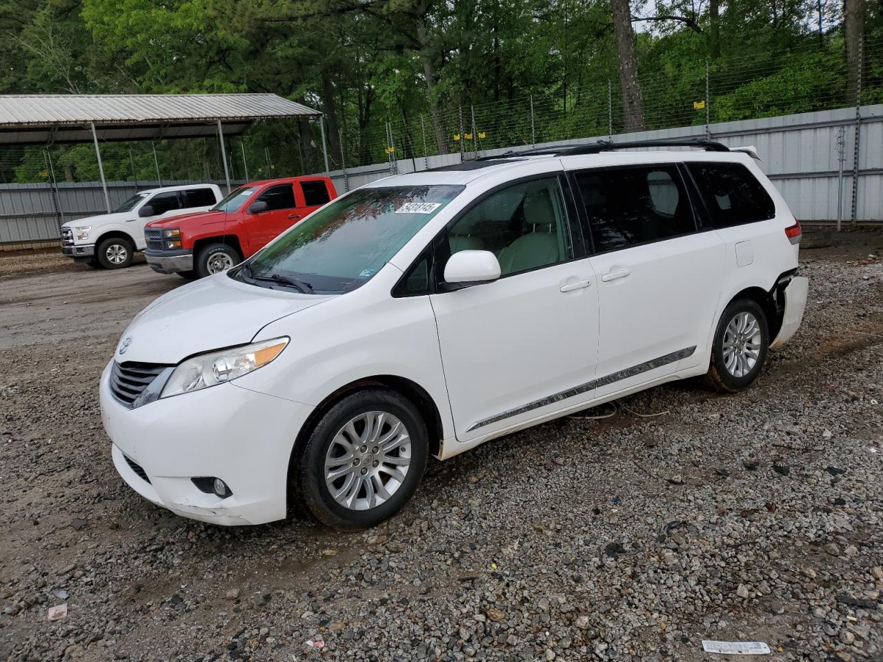 Toyota Sienna xle
