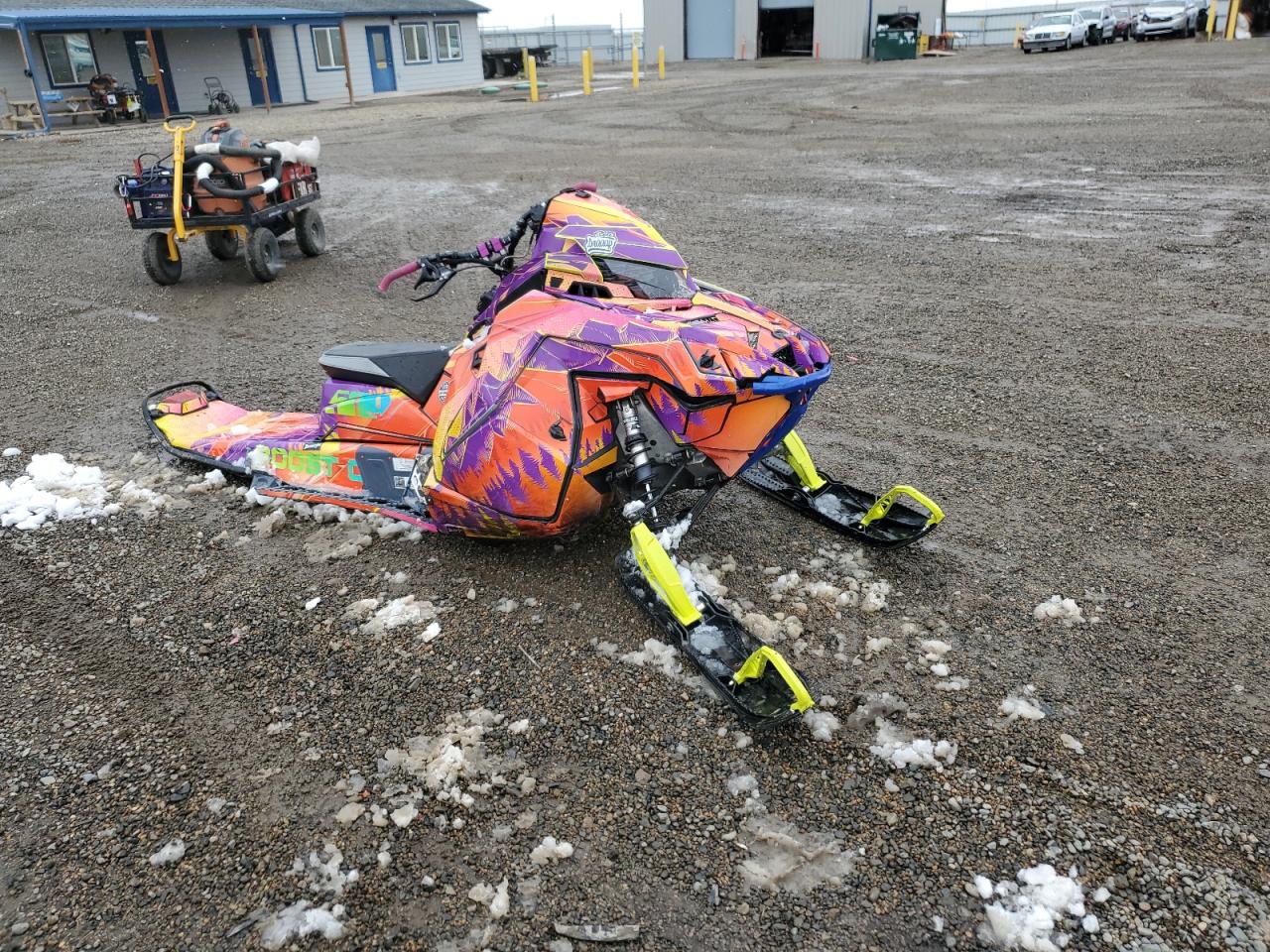 2022 Polaris Rmk