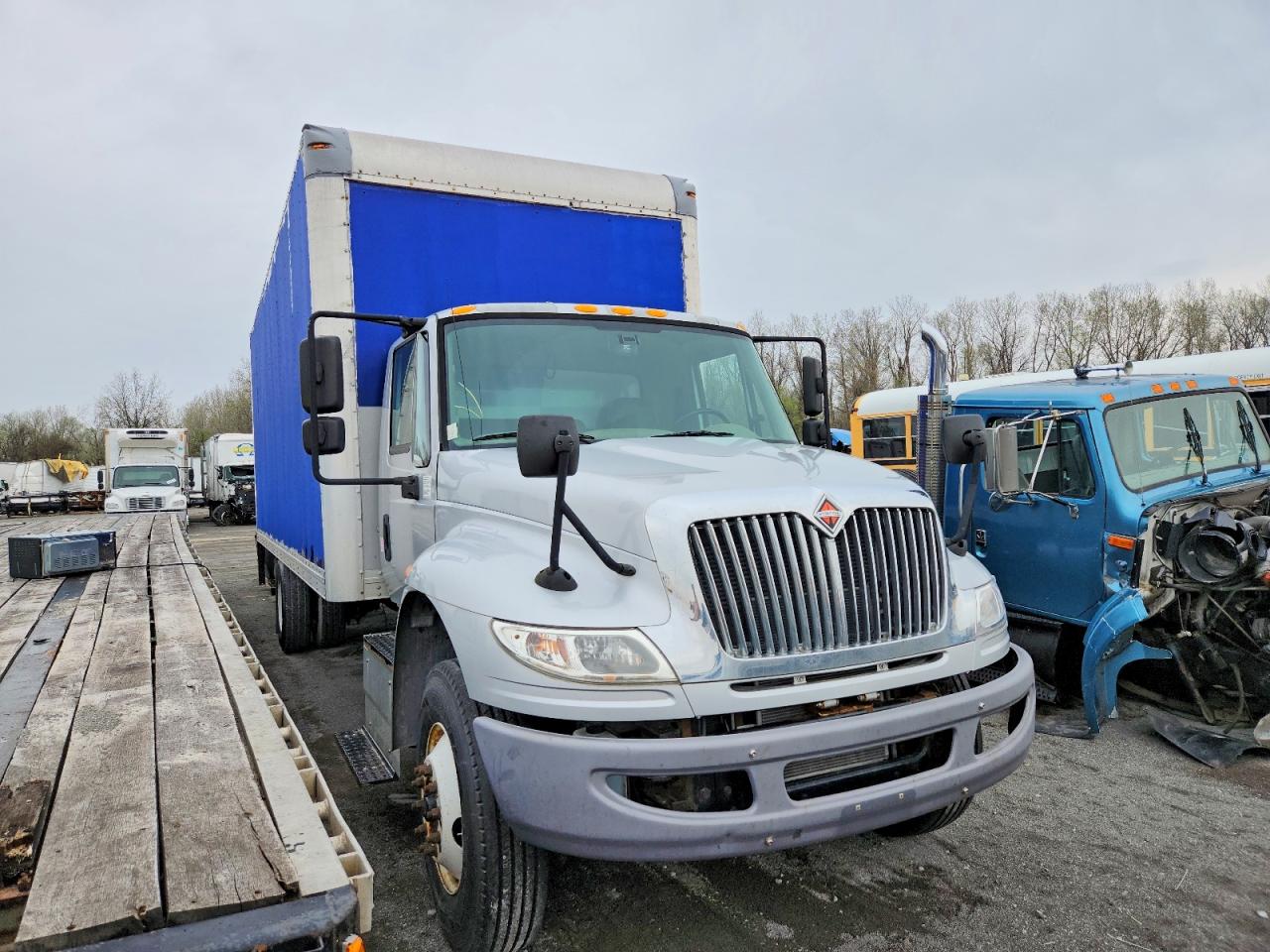 2016 International 4000-Series