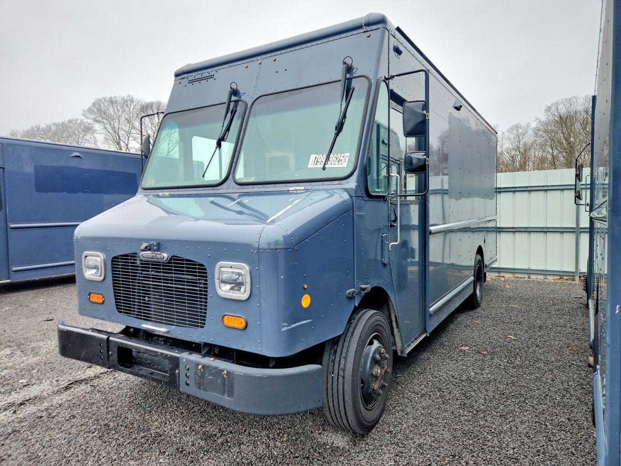 2020 Freightliner Chassis