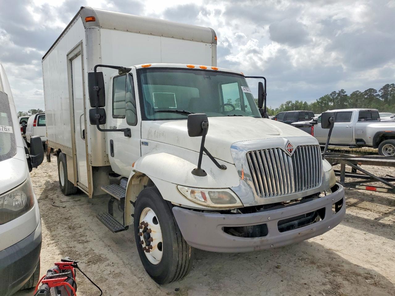 2012 International 4000-Series