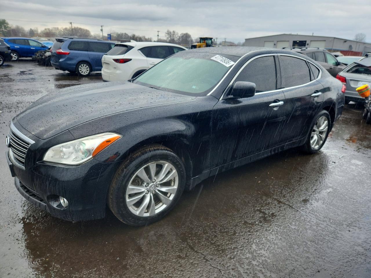 2012 Infiniti M37