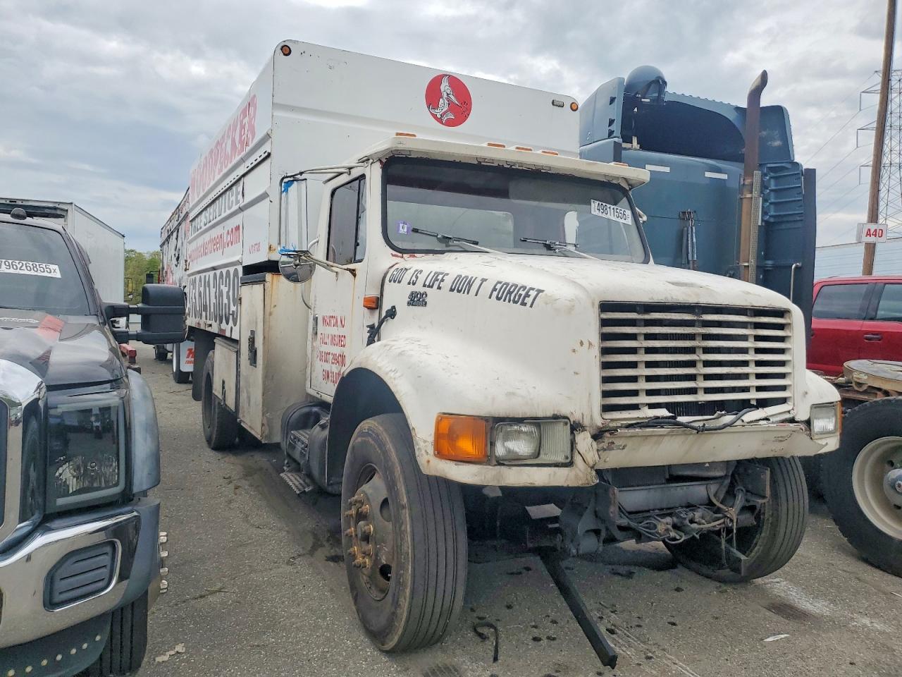 2001 International 4000-Series