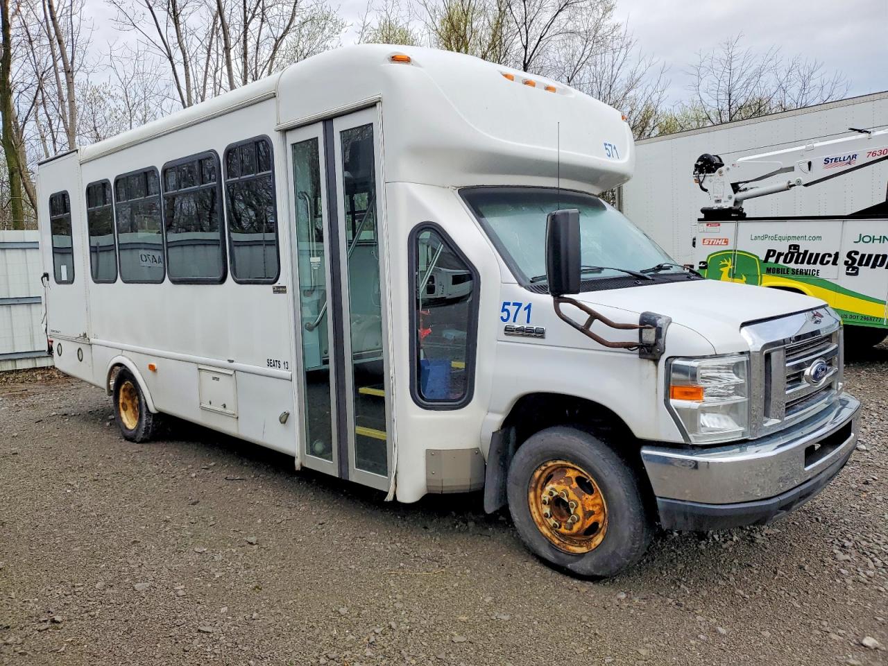 2017 Ford Econoline