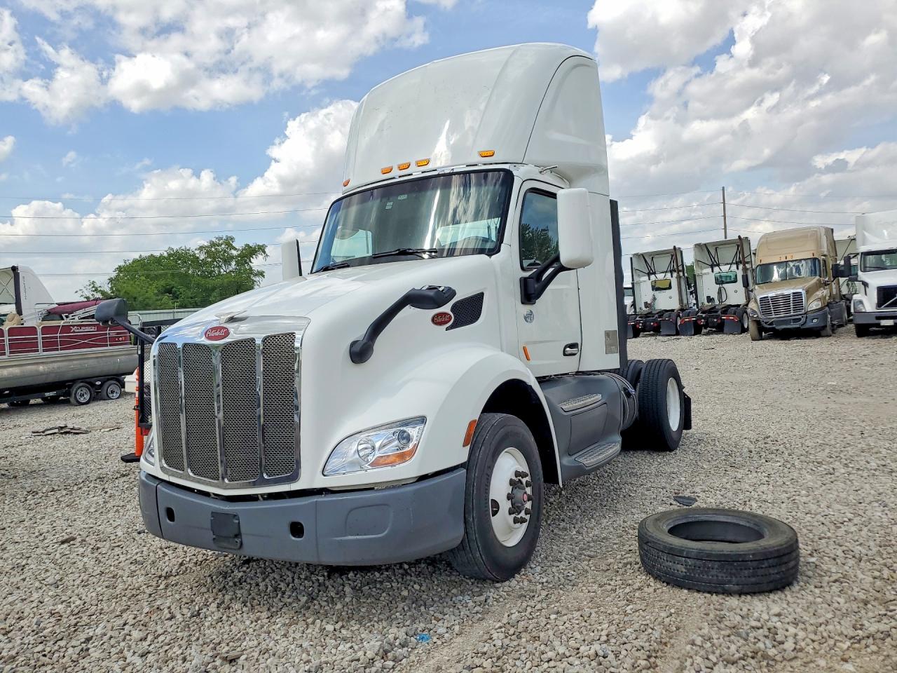 2016 Peterbilt 579